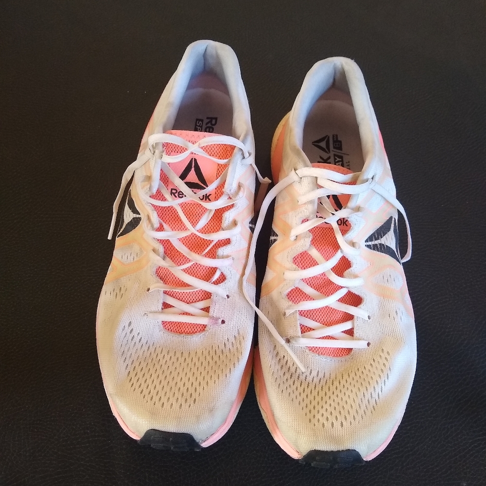 Reebok speed day (damage on sole - see photo)